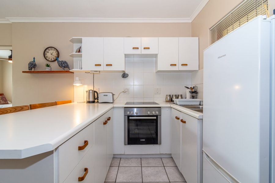 To Let 1 Bedroom Property for Rent in Northcliff Western Cape